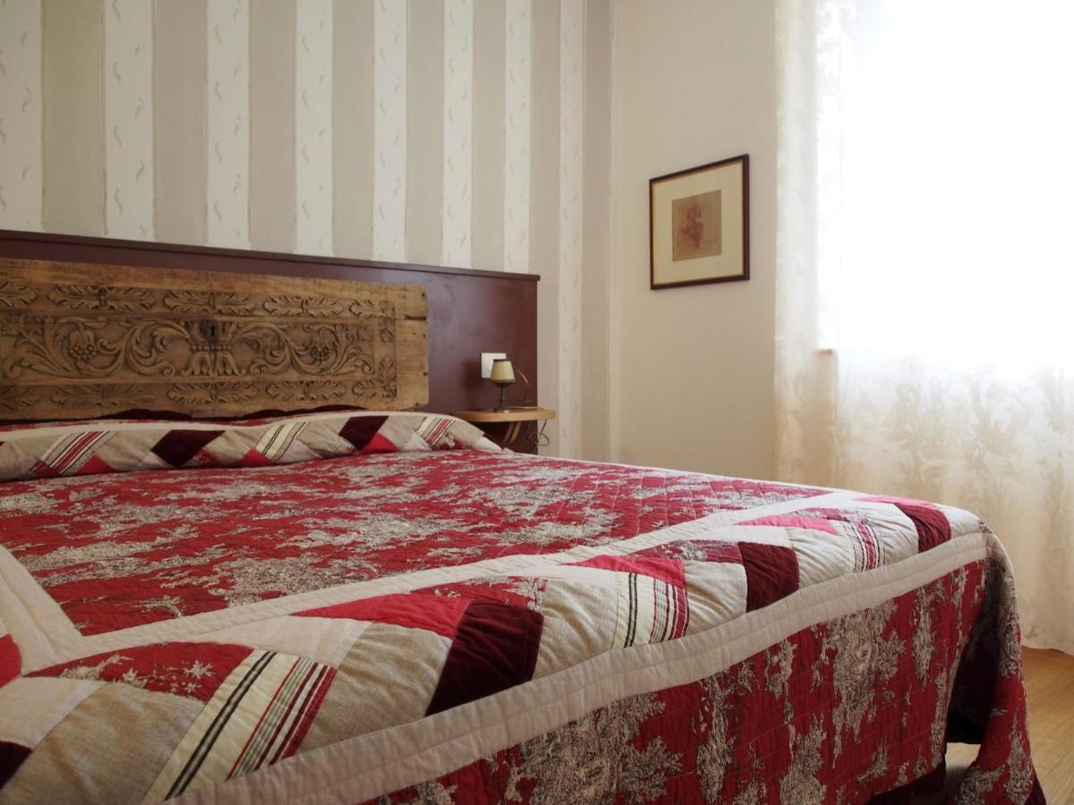 Casa Del Pittore Rovereto  Buitenkant foto